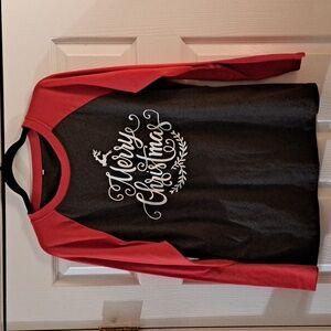 EUC Merry Christmas tee